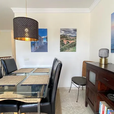 Mit Privatpool Fuer 8 Personen Ca 100 Qm In Nerja, Andalusien Costa Del Sol * Nerja