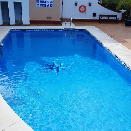 Mit Privatpool Fuer 8 Personen Ca 100 Qm In Nerja, Andalusien Costa Del Sol Holiday home Nerja